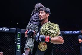 为什么竖条纹球衣具有品牌辨识度